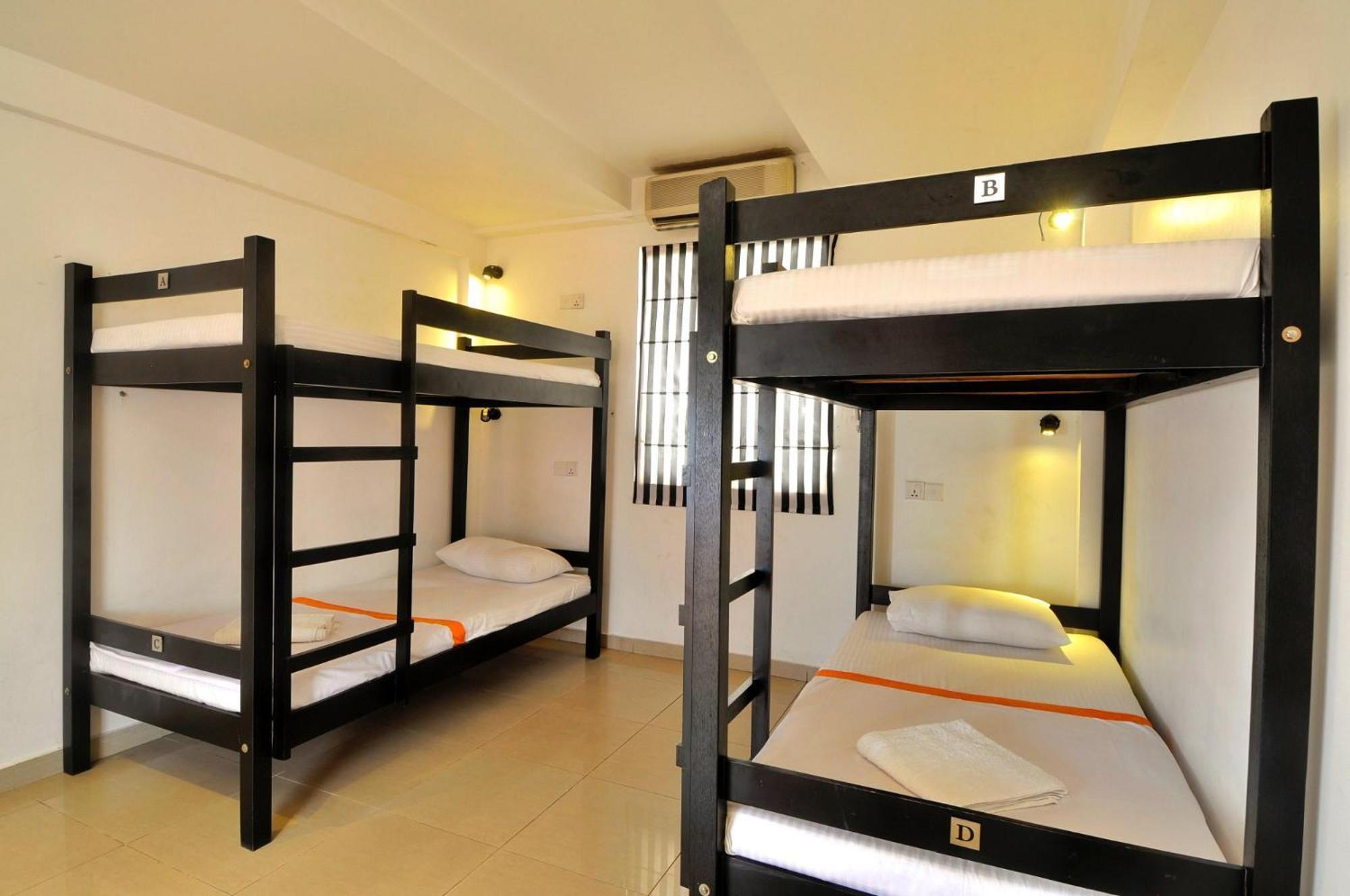Sea Breeze Guest House Negombo Pokoj fotografie
